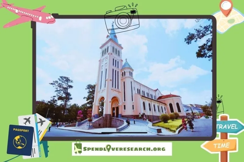 Giới thiệu về Nhà thờ Con Gà Đà Lạt