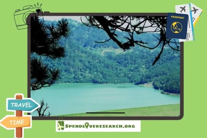 Tận hưởng khí hậu mát mẻ và thư giãn giữa núi rừng