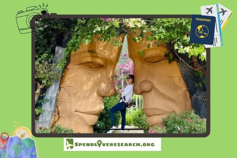 Tượng Âu Cơ - Lạc Long Quân – Biểu tượng cội nguồn dân tộc